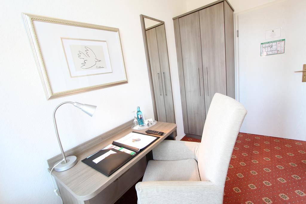 Hotel Thormaehlen Bliestorf Rom bilde